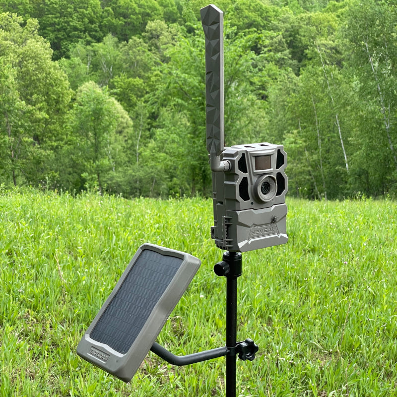 Tactacam Reveal R-ACS-V1 Adjustable Trail Camera Stake Mount Showing Solar Panel